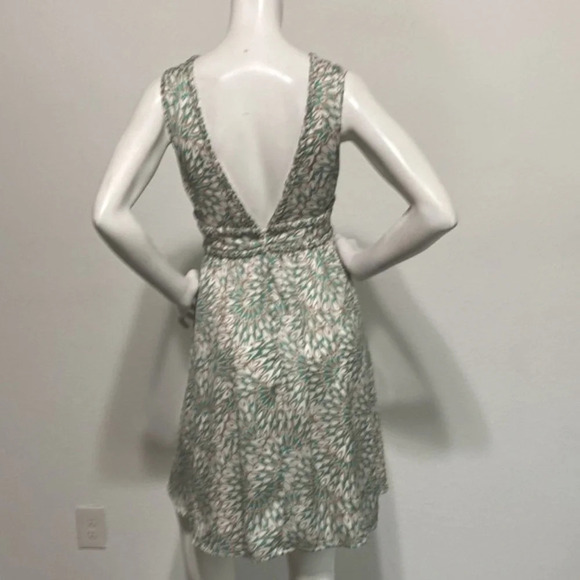 BCBGeneration "NEW" Women's Agean Blue Low V-Neck Satin Dress Size 12 - Picture 4 of 8